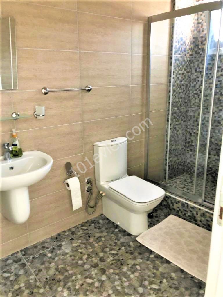 Denize sıfır  satılık geniş 2+1 townhouse