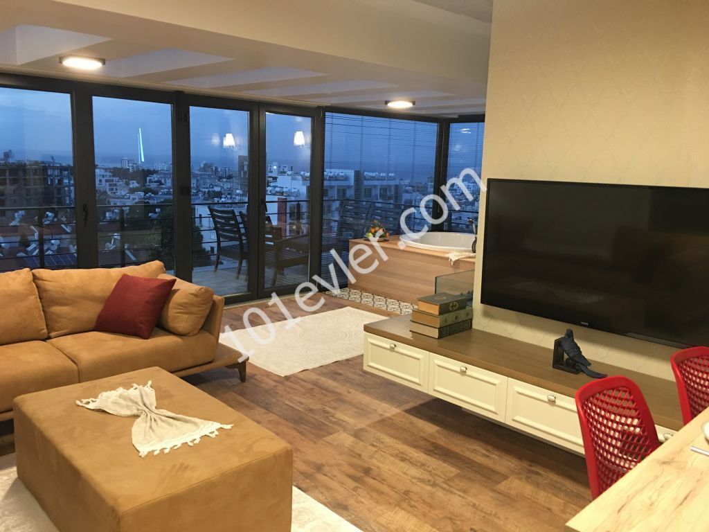 For rent luxury apartment in city center