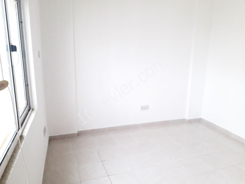 3+1 apartment for rent ın Girne cıty center