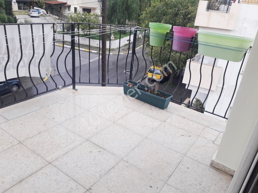 3+1 apartment for rent ın Girne cıty center