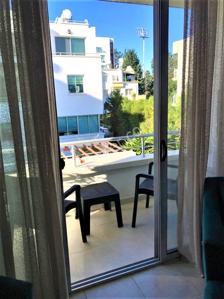 Girne merkezde kiralık temiz ve bakımlı 2+1 daire