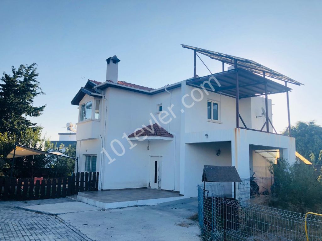 3+1 Resale villa in Edremit