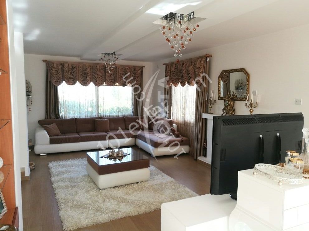 FULL FURNISHED 3+ 2 VILLA WITH PRIVATE POOL IN ALSANCAKTA!!! ** 