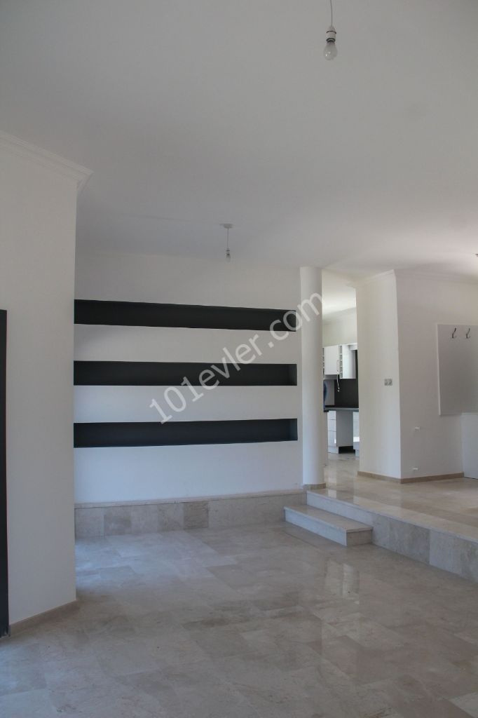 4 + 1 VILLAS FOR SALE IN KYRENIA ALSANCAK!!! ** 