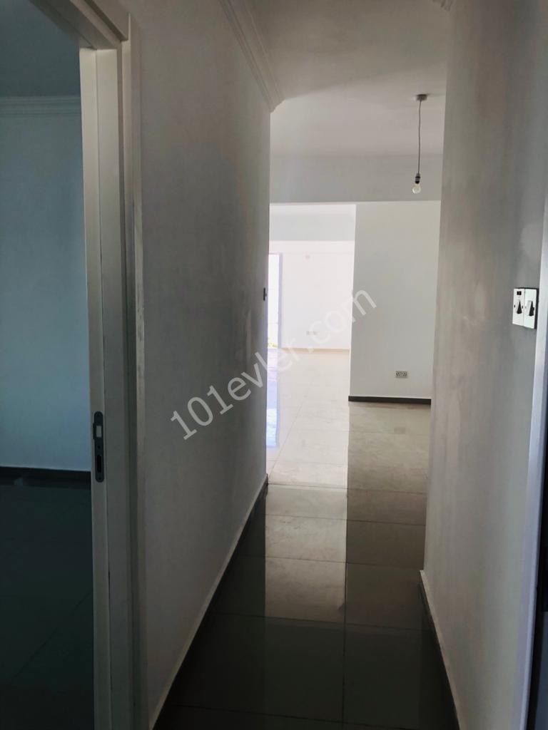 3+1 Wohnung zum Verkauf in Kyrenia Zentrum ** 