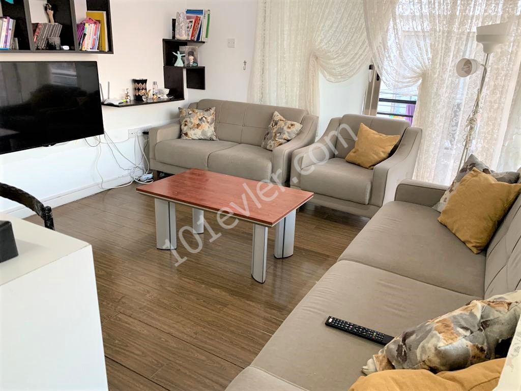 Flat For Sale in Girne Merkez, Kyrenia