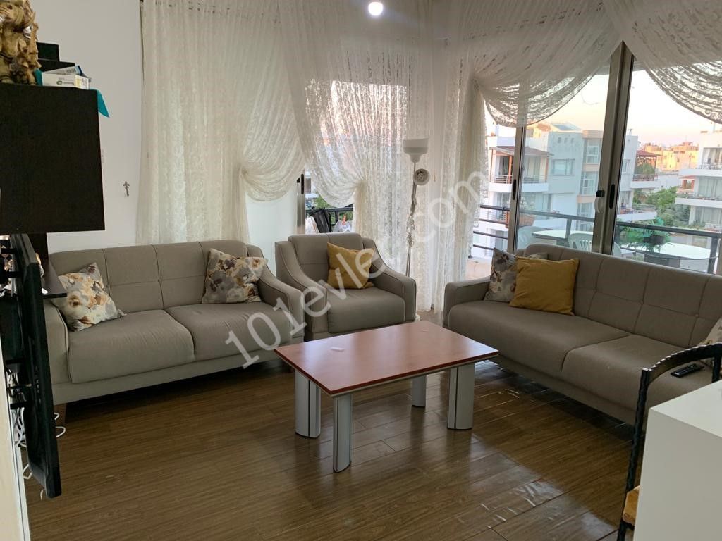 Flat For Sale in Girne Merkez, Kyrenia