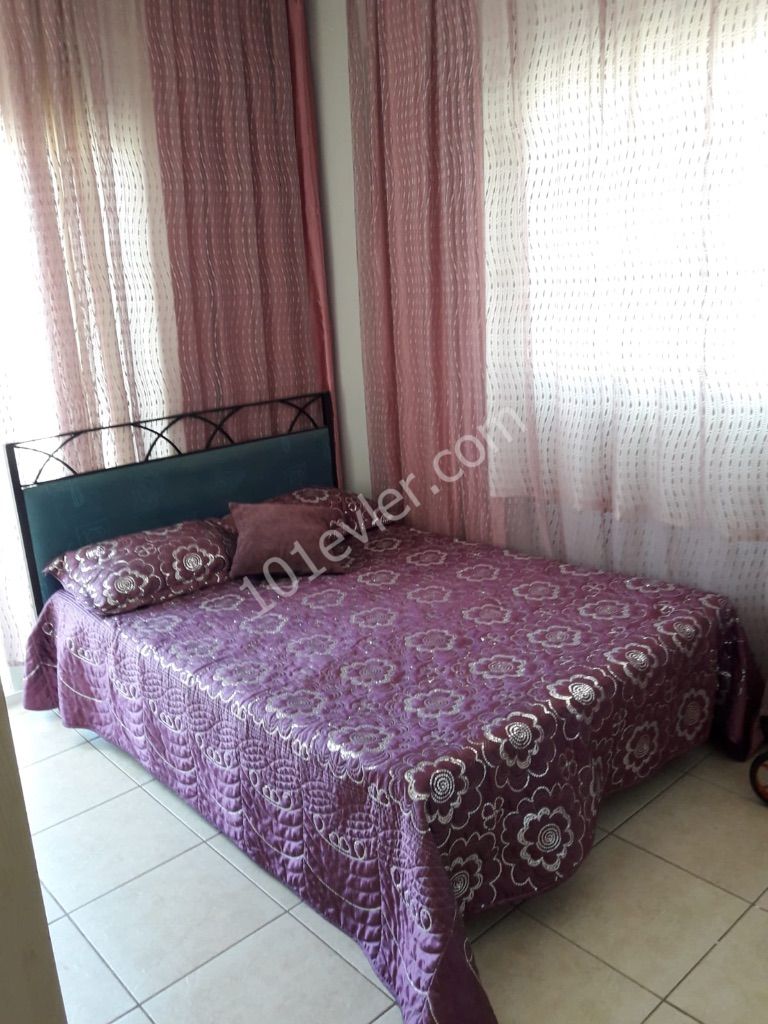 Girne/Alsancak bölgesinde satılık 2+1 daire 