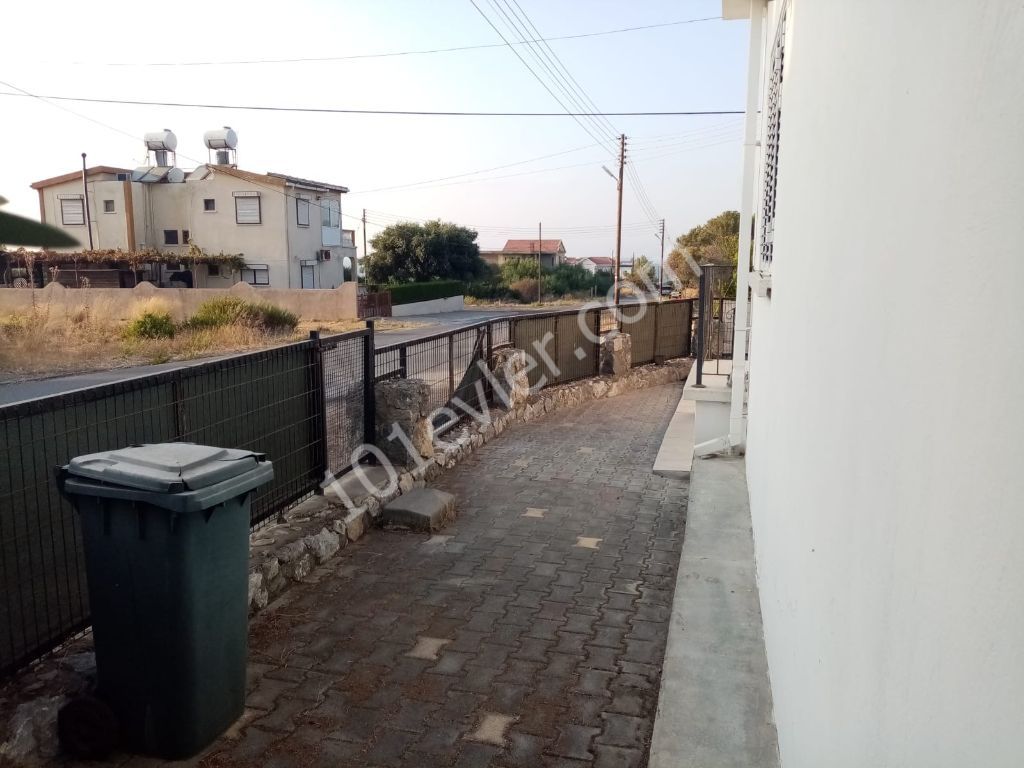 Detached House For Sale in Karşıyaka, Kyrenia