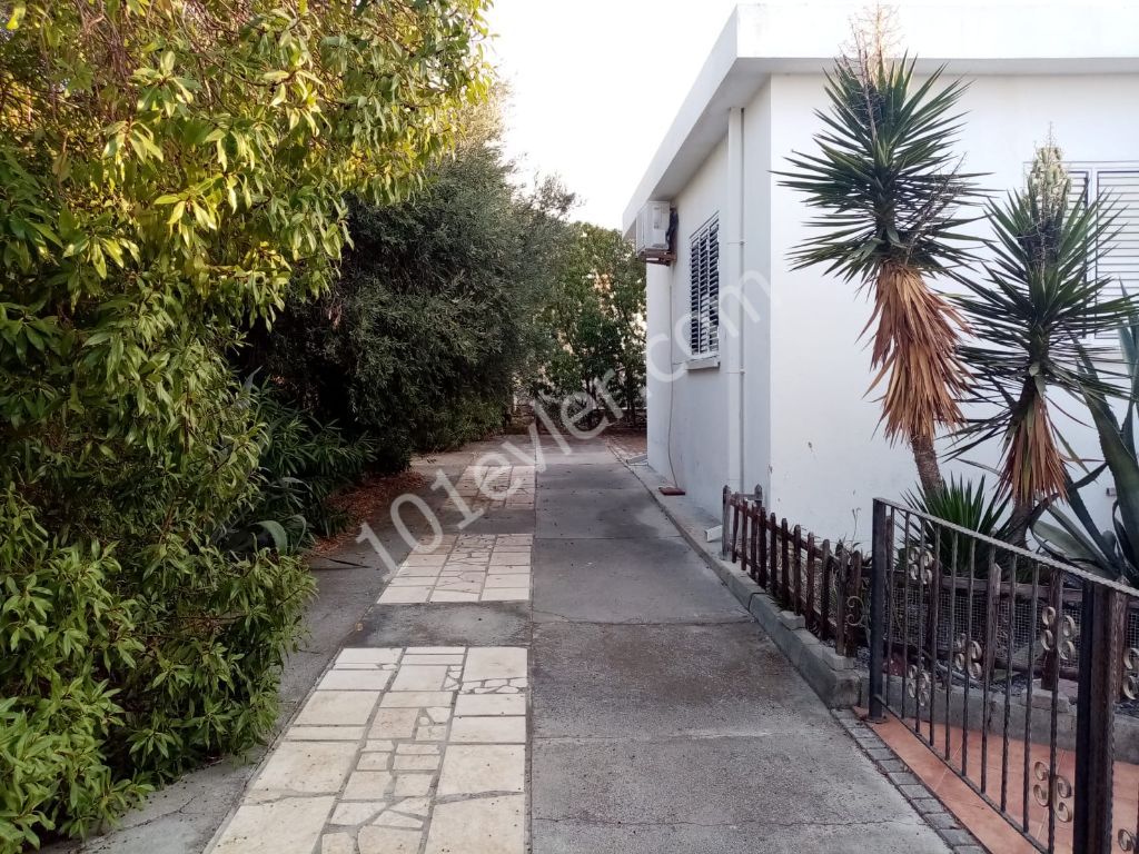 Einfamilienhaus Kaufen in Karşıyaka, Kyrenia