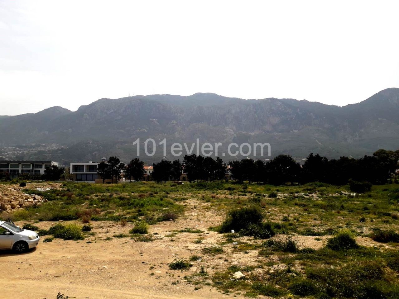 A land plot for sale on the seafront is an OPPORTUNITY Dec!! ** 