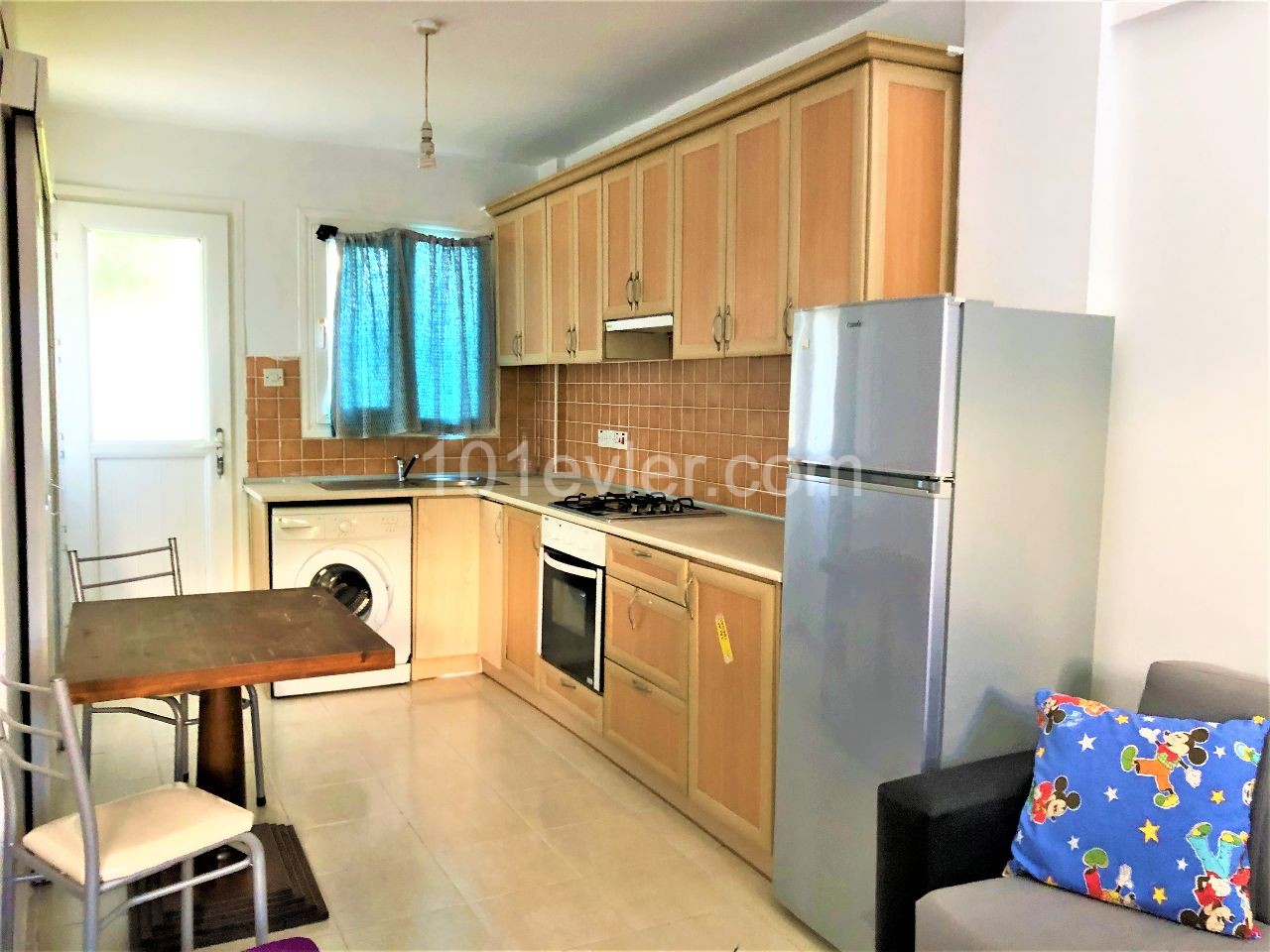 Bungalow To Rent in Karaoğlanoğlu, Kyrenia