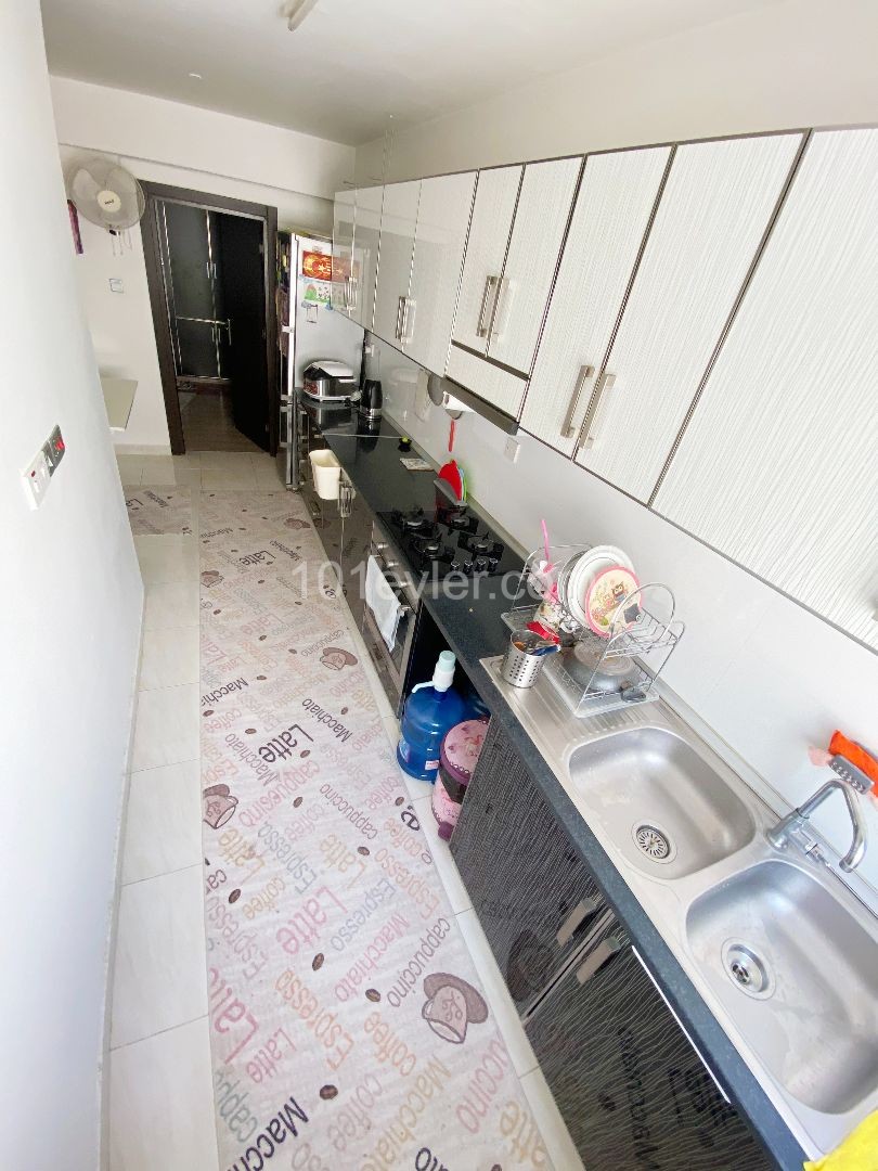 Flat To Rent in Girne Merkez, Kyrenia