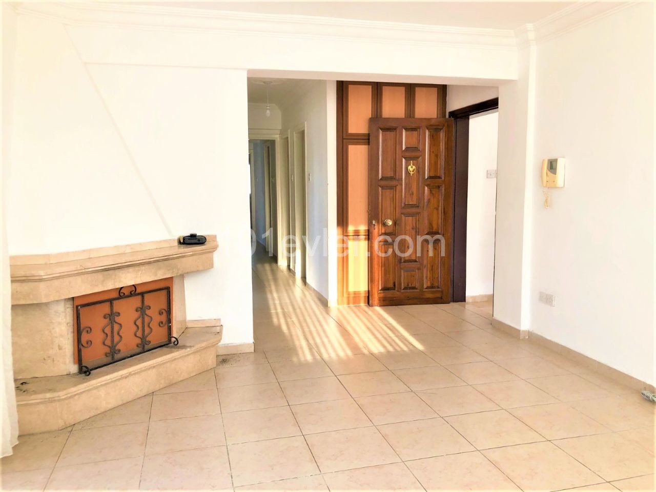 Flat To Rent in Girne Merkez, Kyrenia