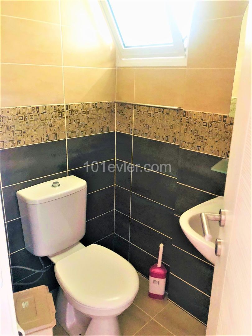 Flat To Rent in Girne Merkez, Kyrenia