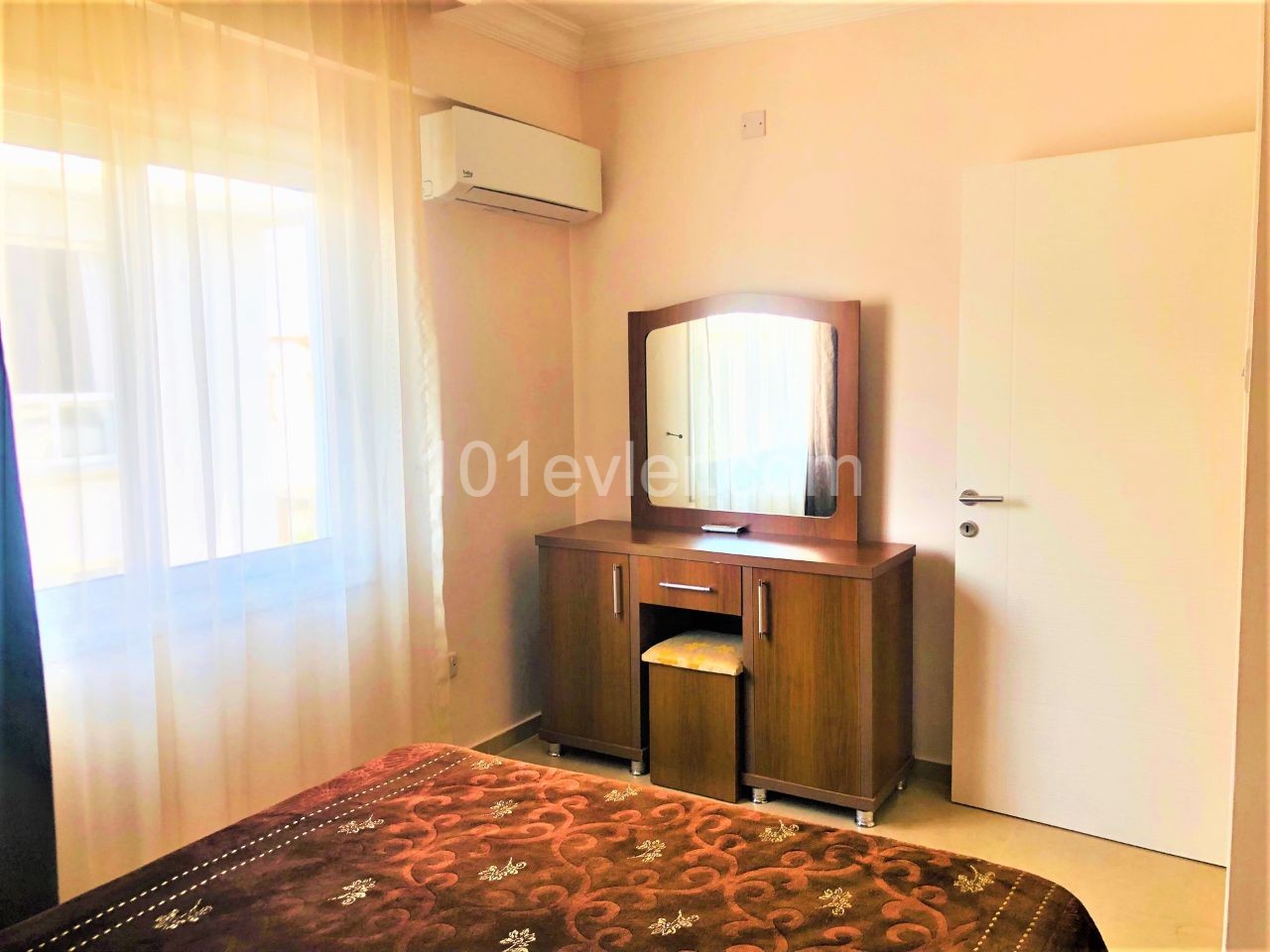 Flat To Rent in Girne Merkez, Kyrenia