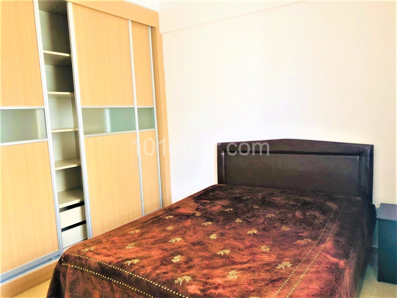 Flat To Rent in Girne Merkez, Kyrenia