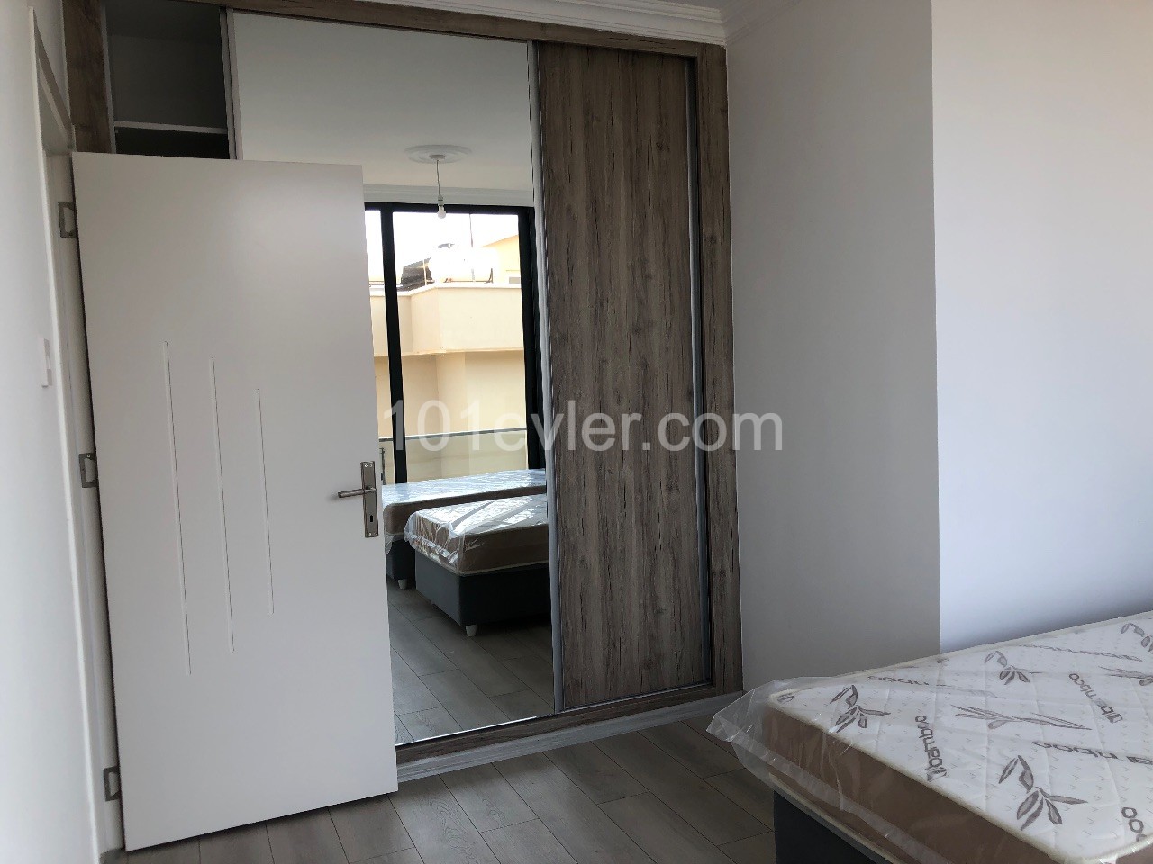 Kiralık sıfır 2+1 özel teraslı daire