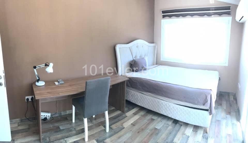 Kiralık temiz ve bakımlı özel havuzlu villa