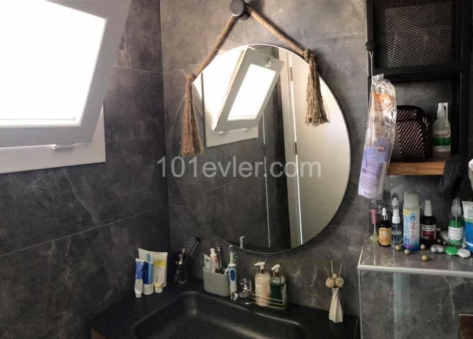 Kiralık temiz ve bakımlı özel havuzlu villa