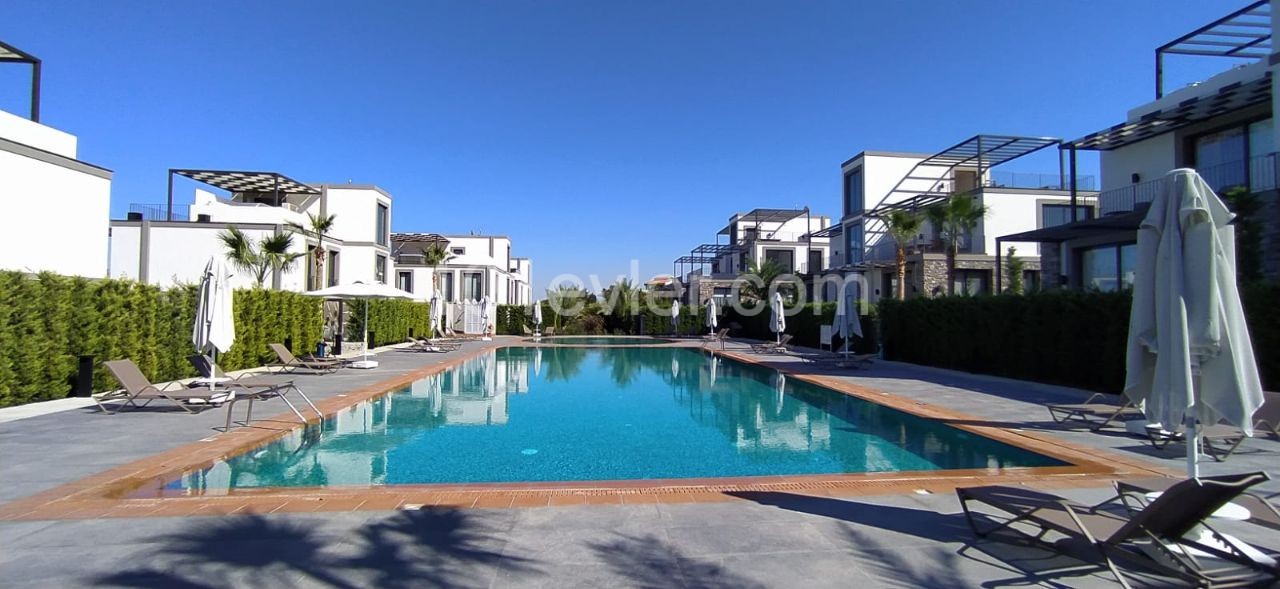 Flat To Rent in Alsancak, Kyrenia