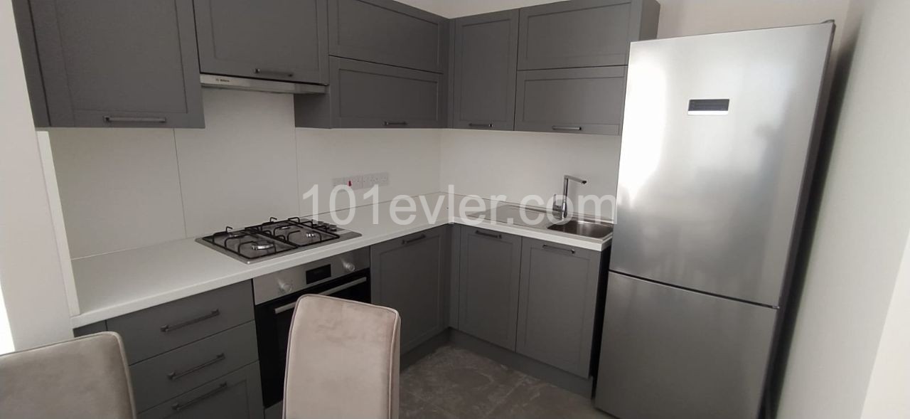 Flat To Rent in Alsancak, Kyrenia