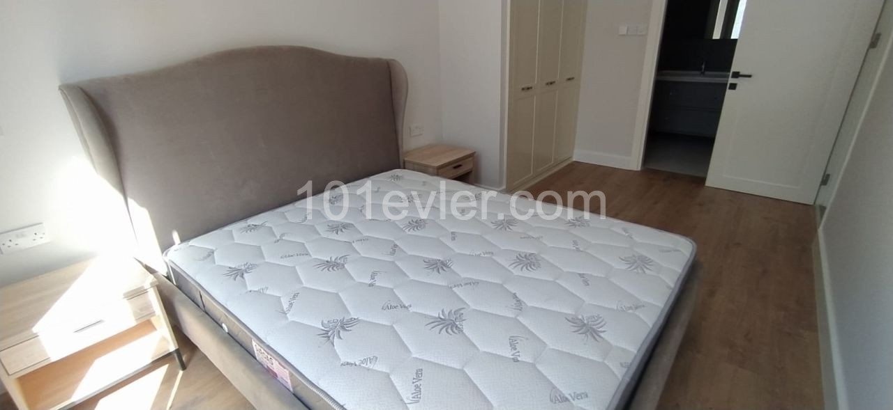 Flat To Rent in Alsancak, Kyrenia