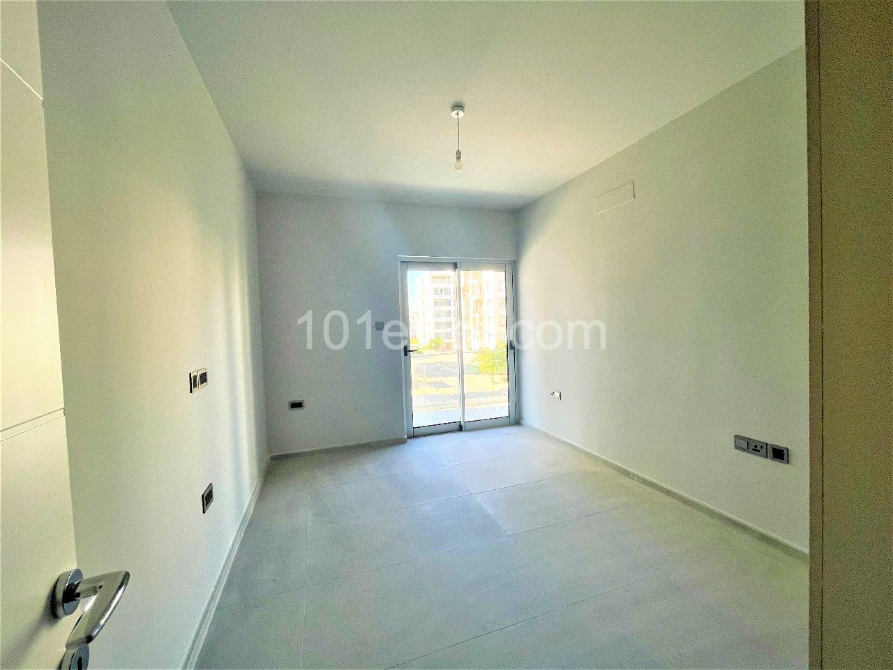 Spacious 2+1 flat, walking distance to the sea!!! ** 