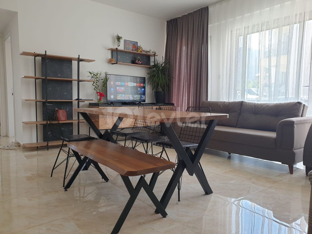 Yaz tatili için kiralık geniş 2+1 daire