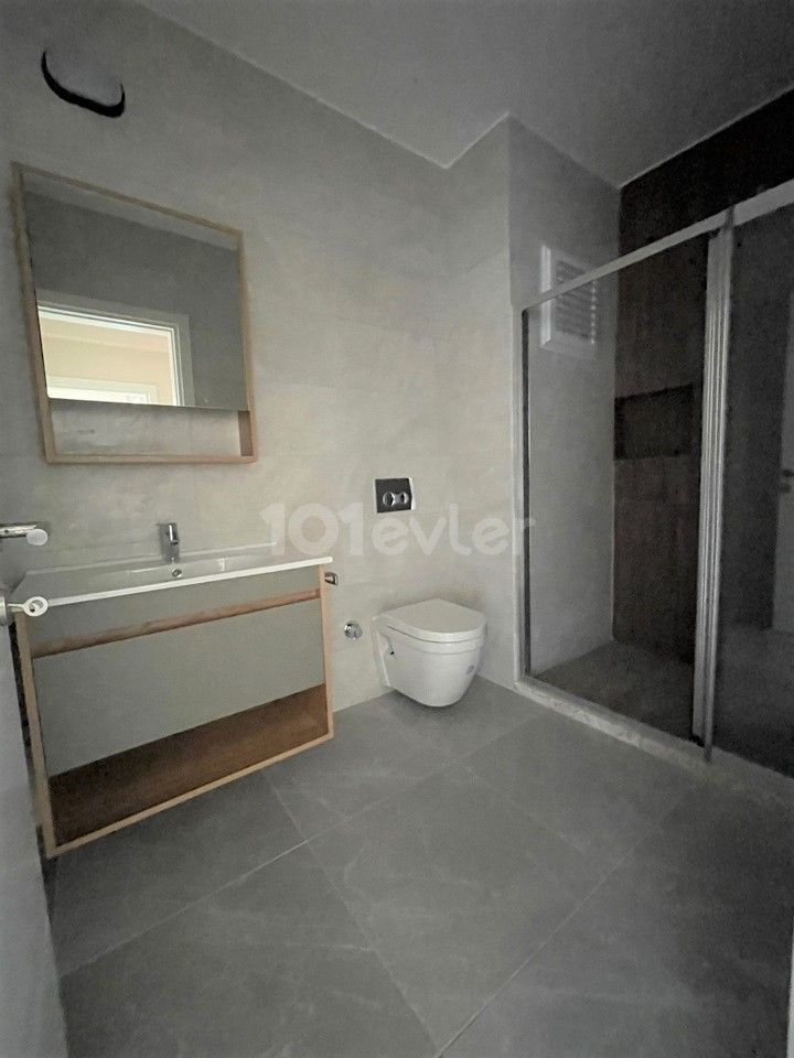 2+1 apartments ready to move to the center of Kyrenia ** 