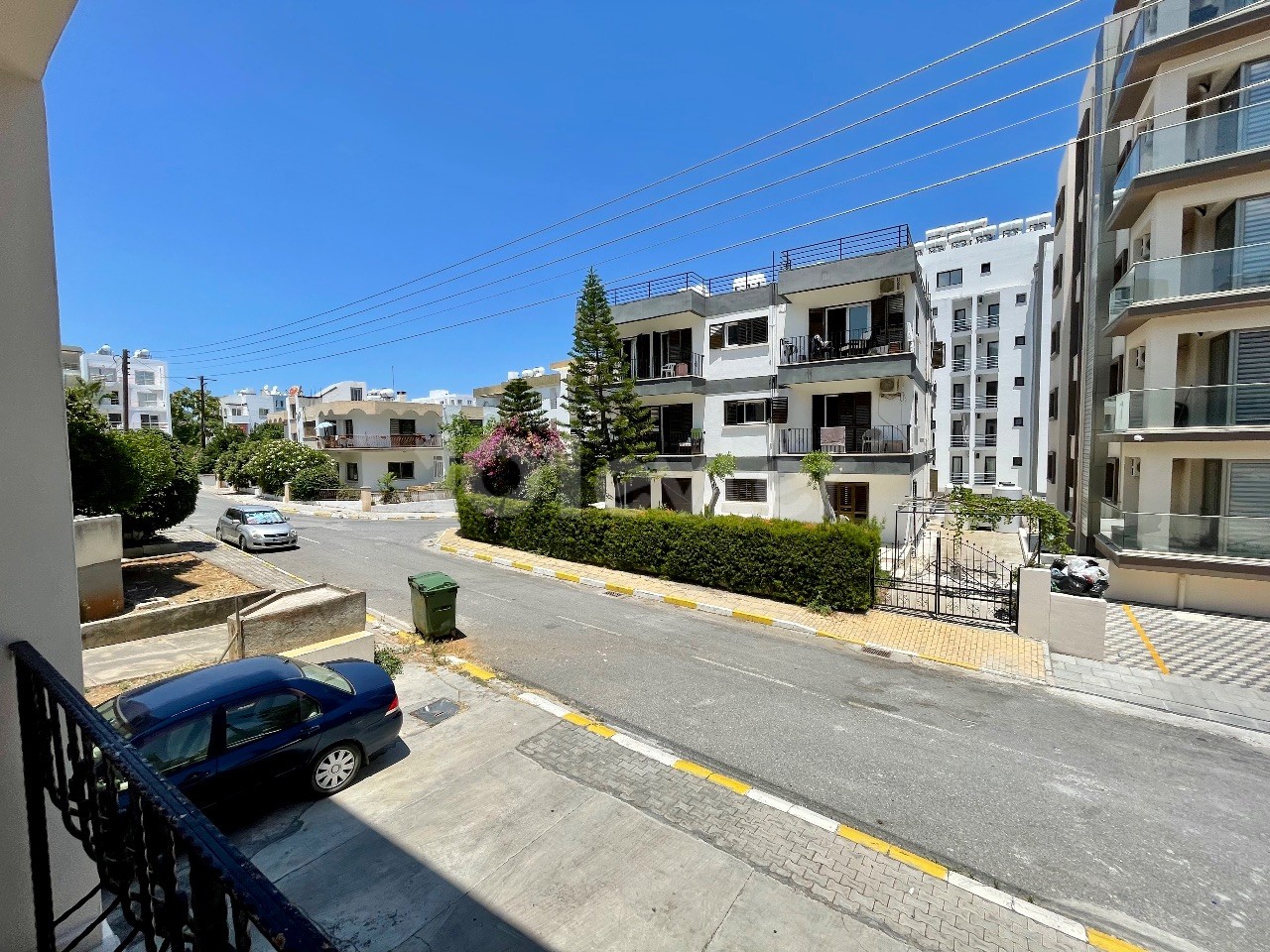 Apartments for sale at an affordable price in the center of Kyrenia ** 