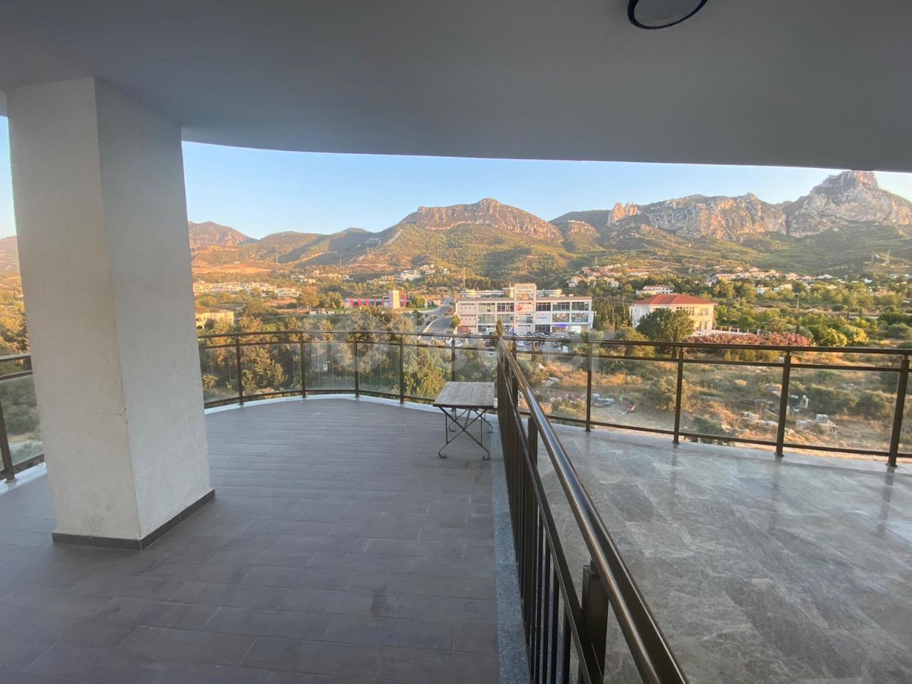 Sea view apartment for sale in a residence in the center of Kyrenia ** 