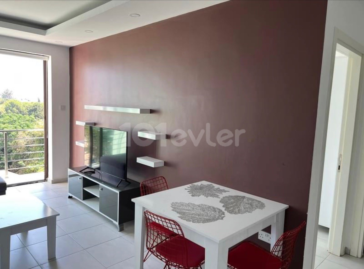 1 + 1 apartment for rent in the center of Kyrenia ** 