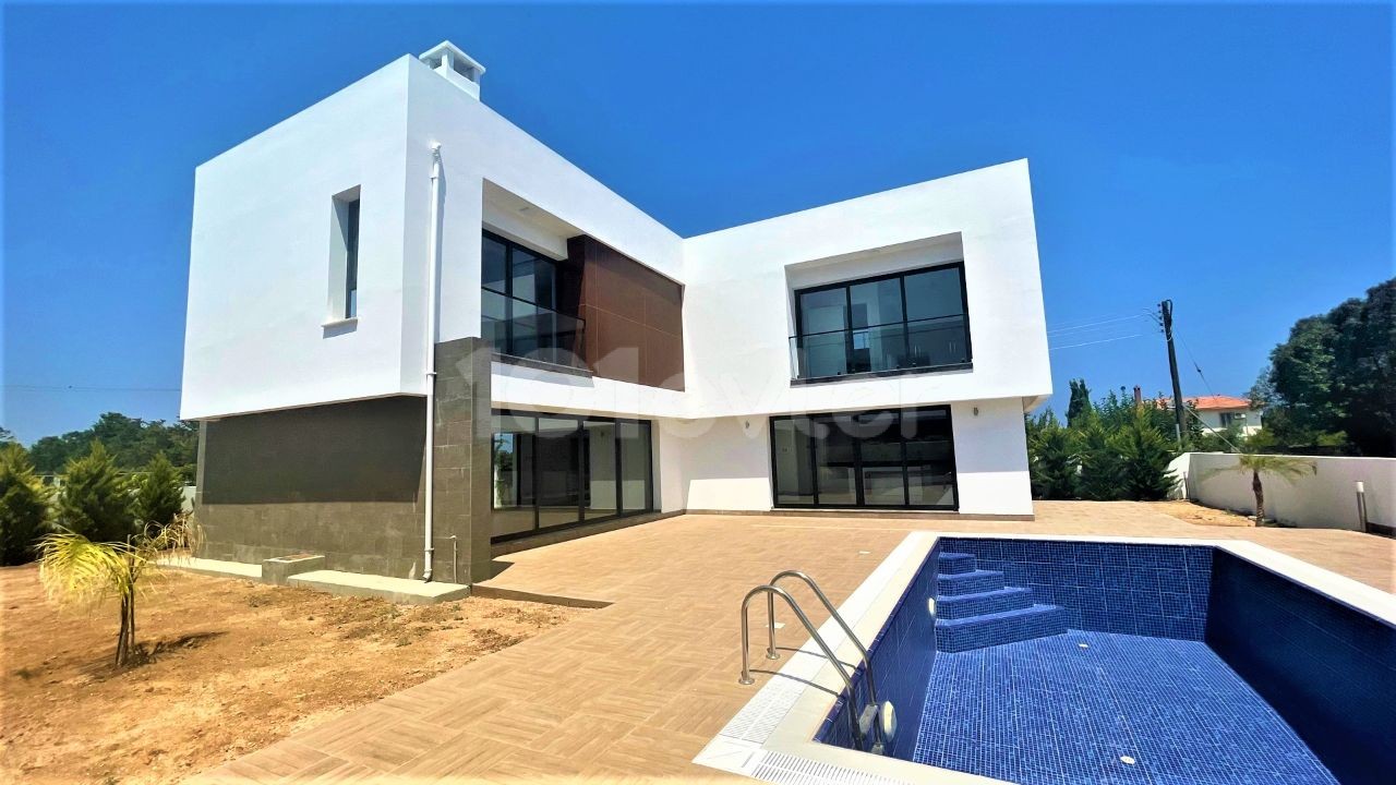 Girne/Çatalköy bölgesinde satılık lüks villa