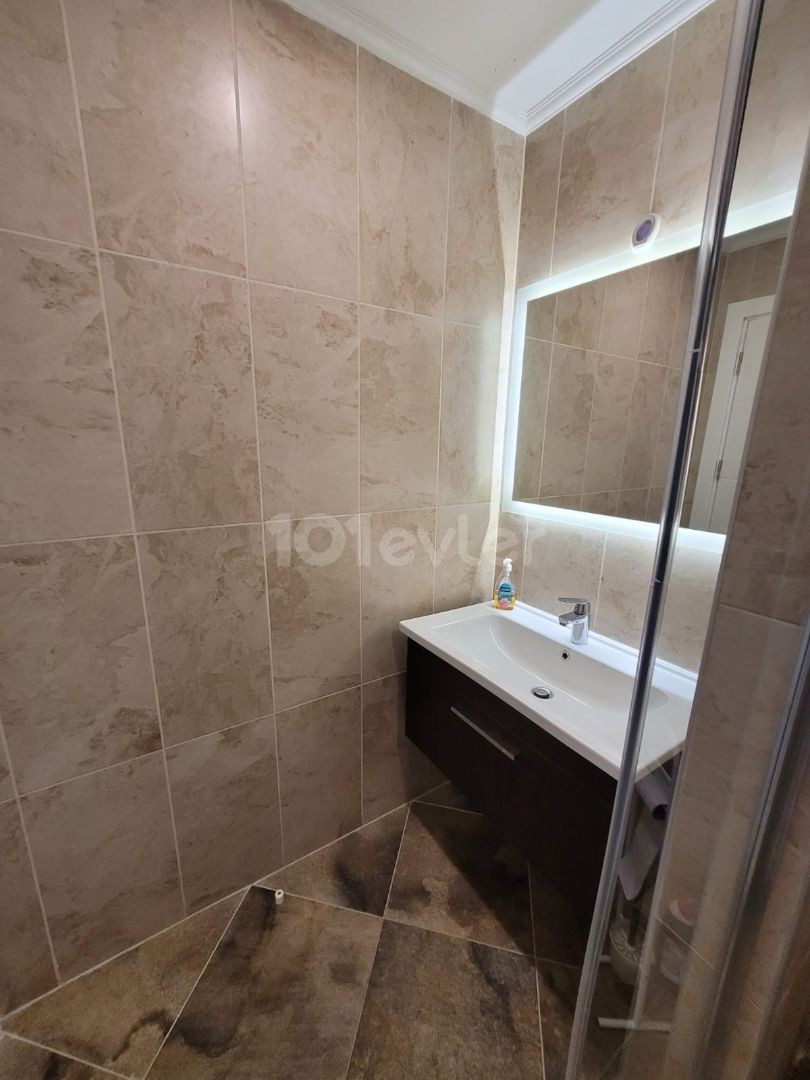 Girne merkezde kiralık dublex penthouse daire