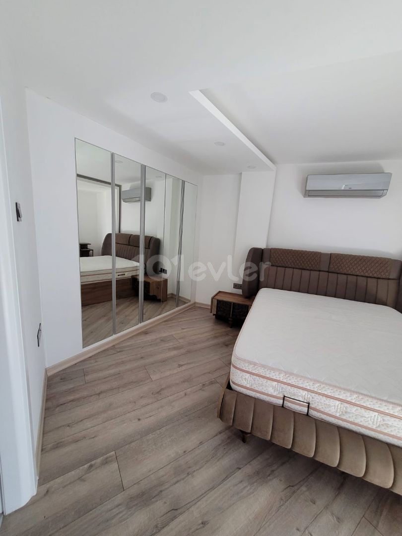 Girne merkezde kiralık dublex penthouse daire