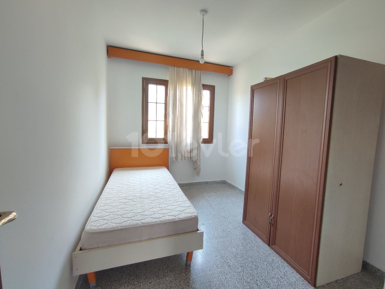 KYRENIA Zeytinlik 2 + 1 Apartment for Rent ** 