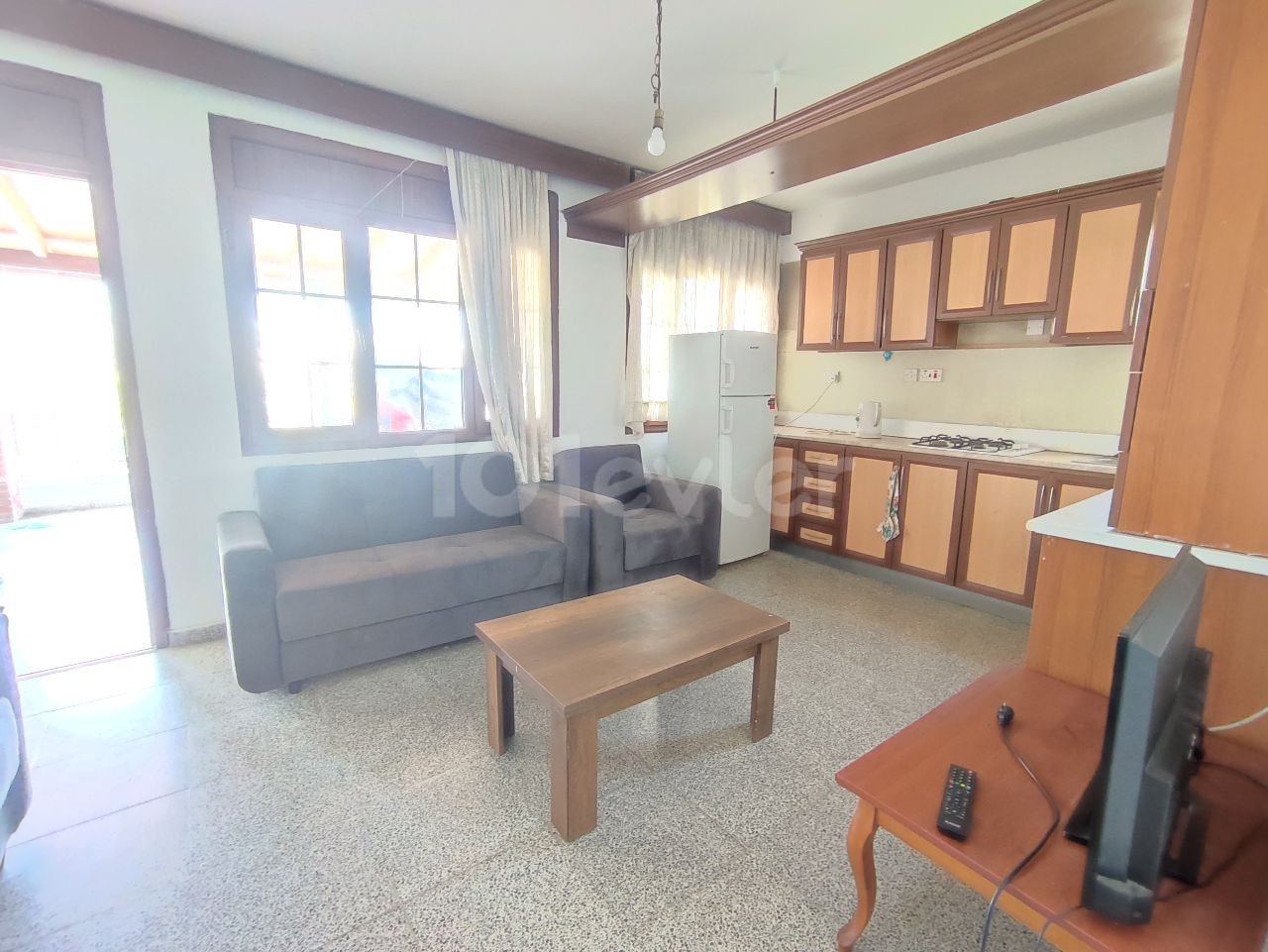 KYRENIA Zeytinlik 2 + 1 Apartment for Rent ** 