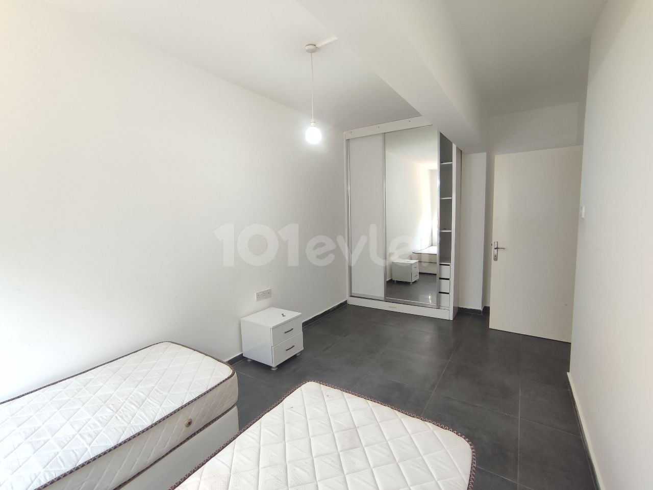 2+1 Wohnung Zu vermieten in Kyrenia Olivenhain ** 