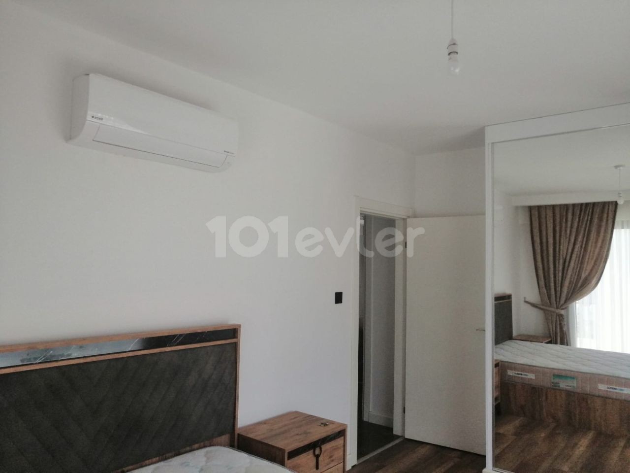 Girne merkezde kiralık lüks penthouse