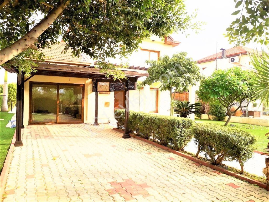 Villa for rent in Alsancak, walking distance to the beach ** 