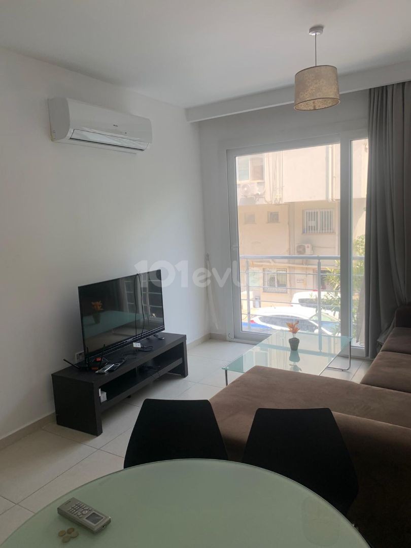 GİRNE MERKEZDE 2+1 KİRALIK DAİRE