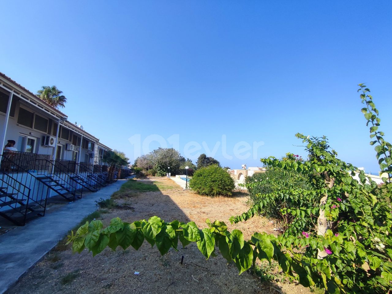 1+1 neu eingerichteter BUNGALOW in Kyrenia Ozanköy zu vermieten ** 