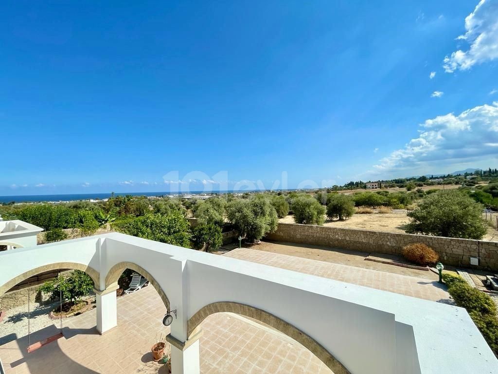 Villa To Rent in Çatalköy, Kyrenia