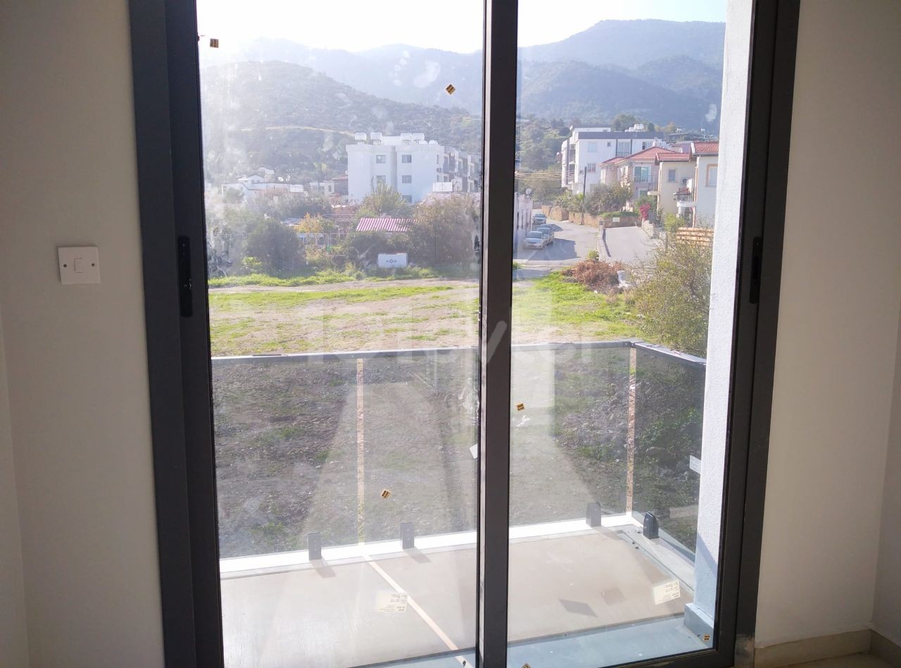 2+1 APARTMENTS IN ALSANCAK  