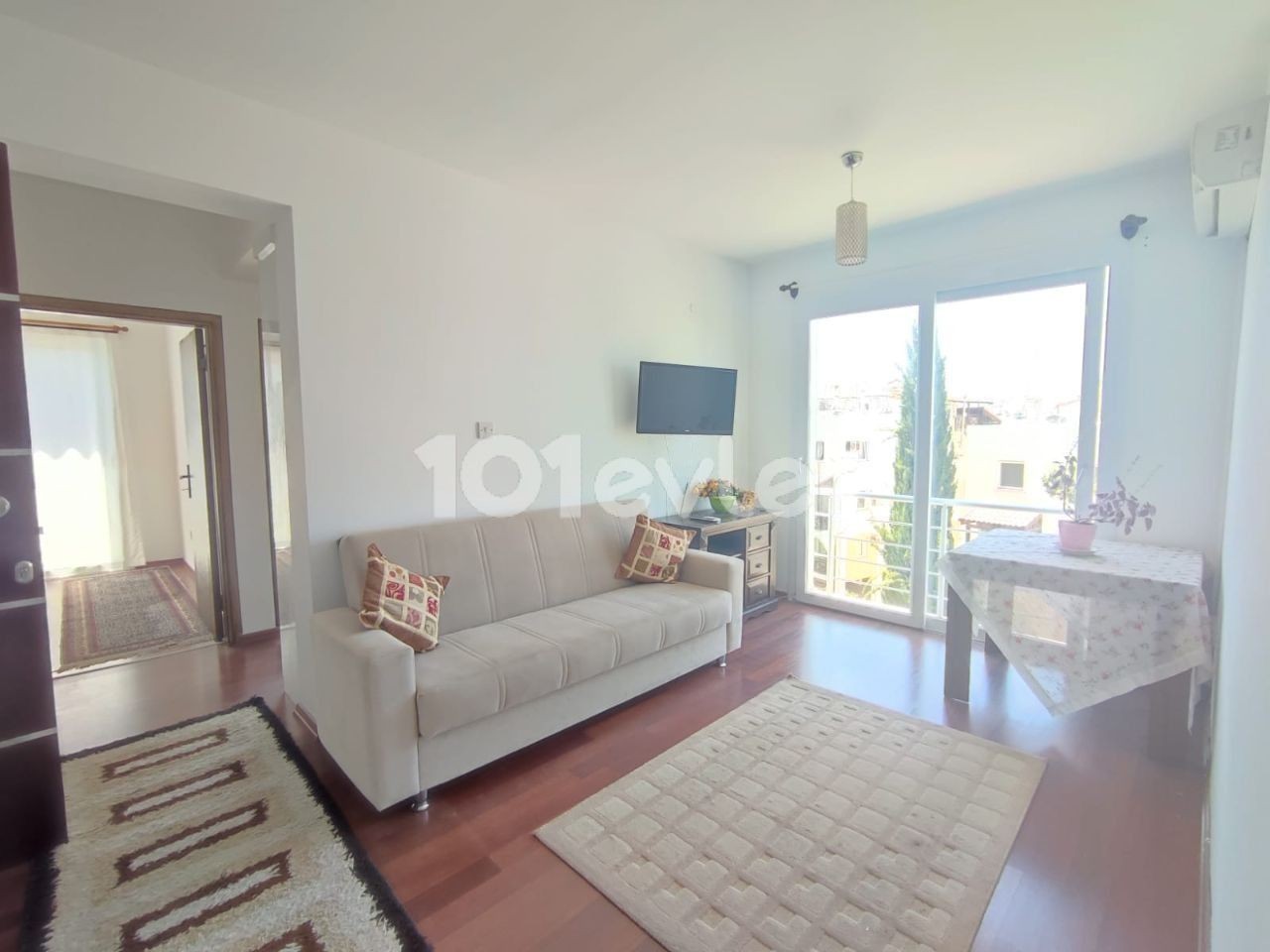 2+1 Fully Furnished Flat for Rent in the Center of Kyrenia