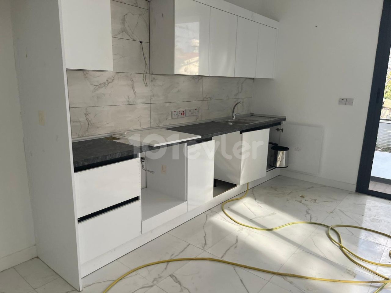 2+1 Apartment for Sale in Alsancak, Kyrenia