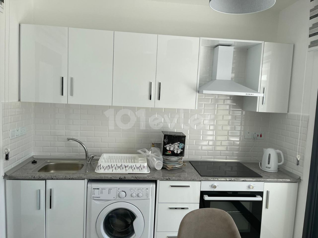 Girne Ozanköy'de 2+1 Full Eşyalı Havuzlu Kiralık Daire