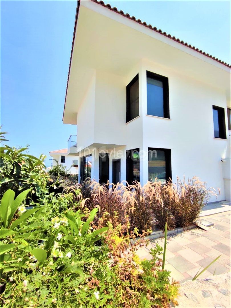 3+1 Luxus-Villa zu verkaufen in Alsancak Region