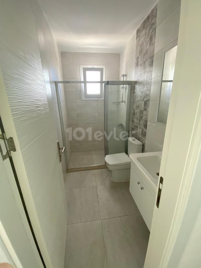 GİRNE MERKEZDE 1+1 SATILIK DAİRE